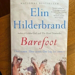 Elin Hilderbeand - Barefoot
